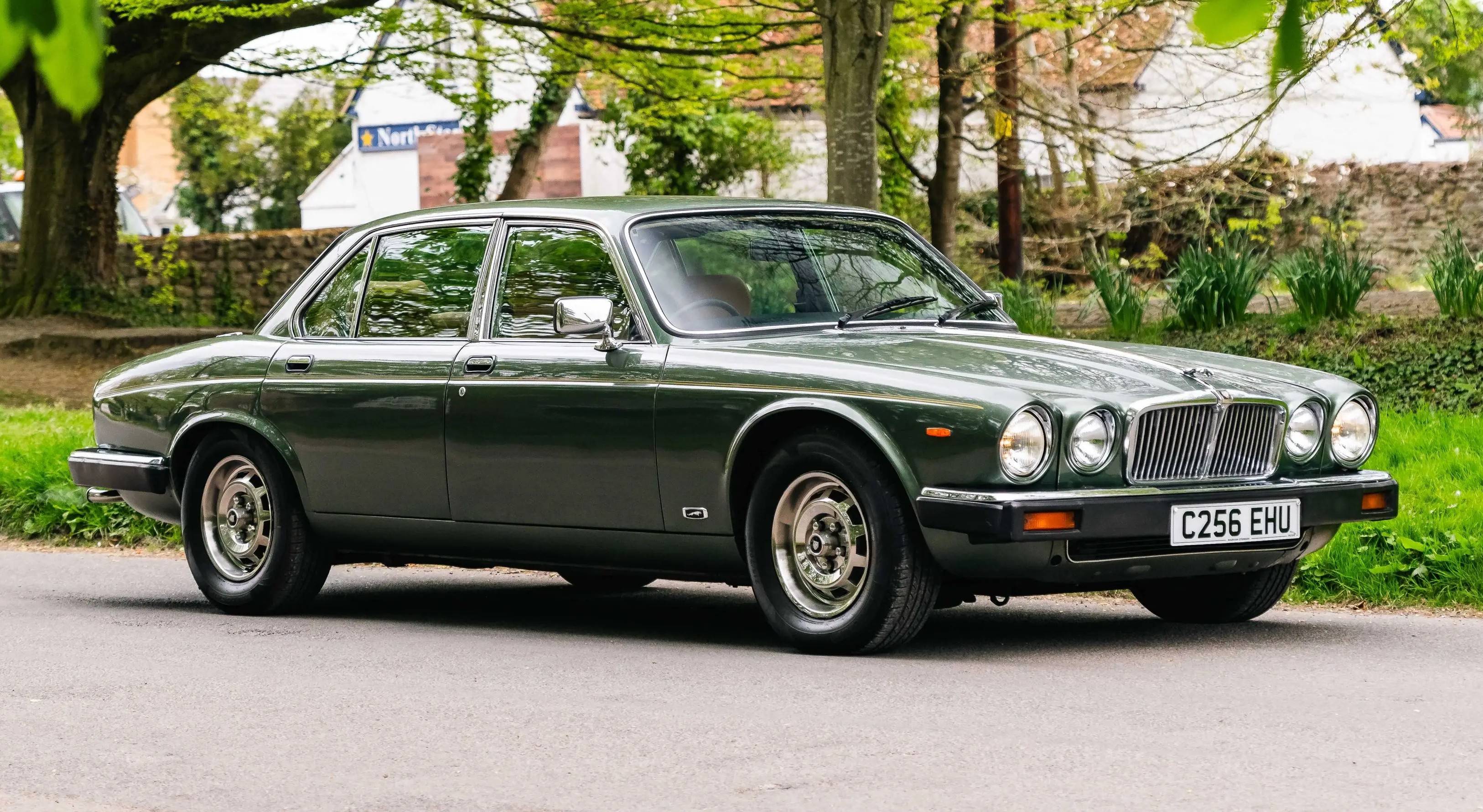 No Reserve: 1985 Jaguar XJ6 Sovereign for sale on BaT