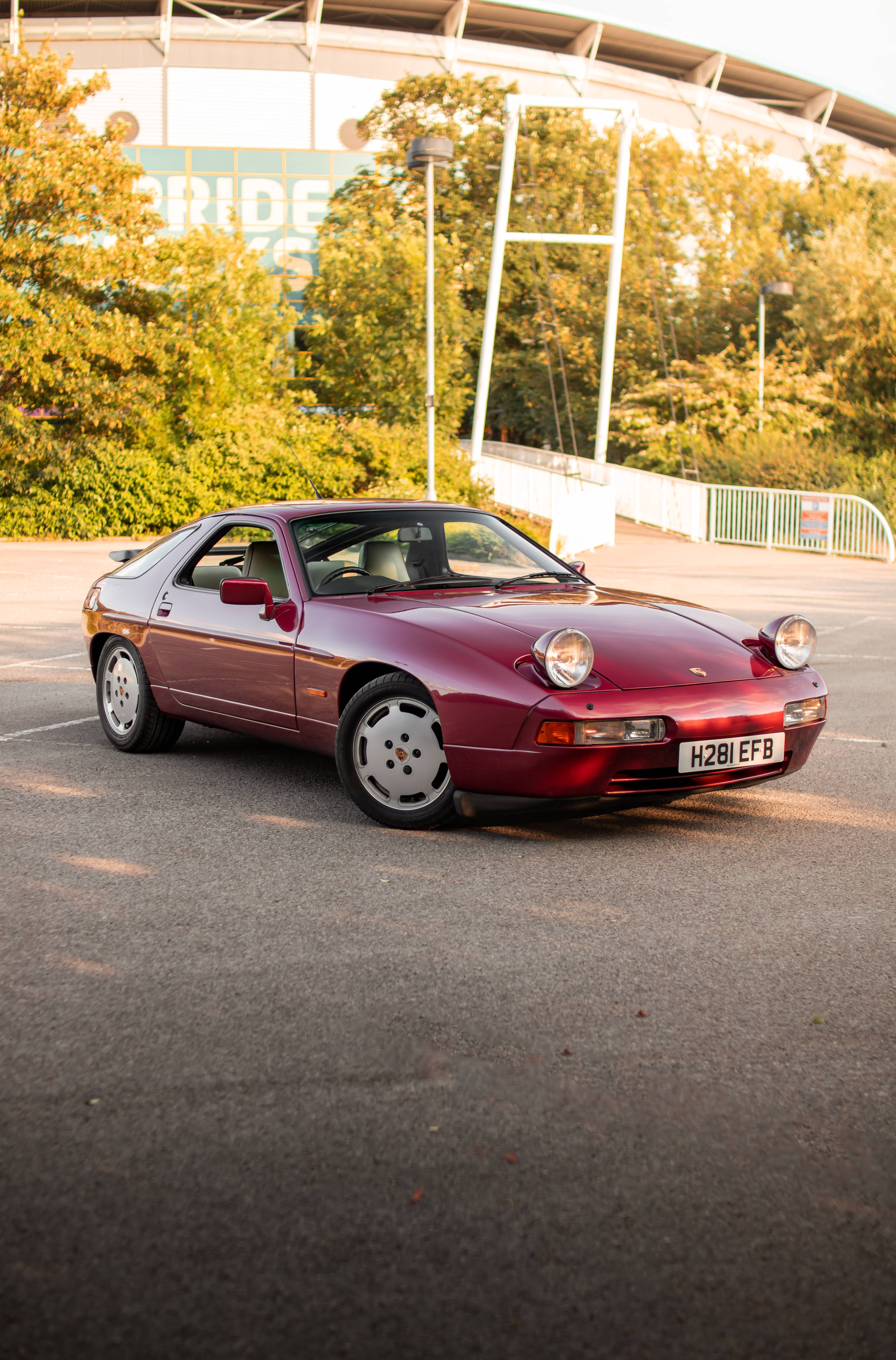 ポルシェ 928 S4 赤 1991年式 限定品 ポルシェ 928 S4 赤 1991年式 限定品 - メルカリ
