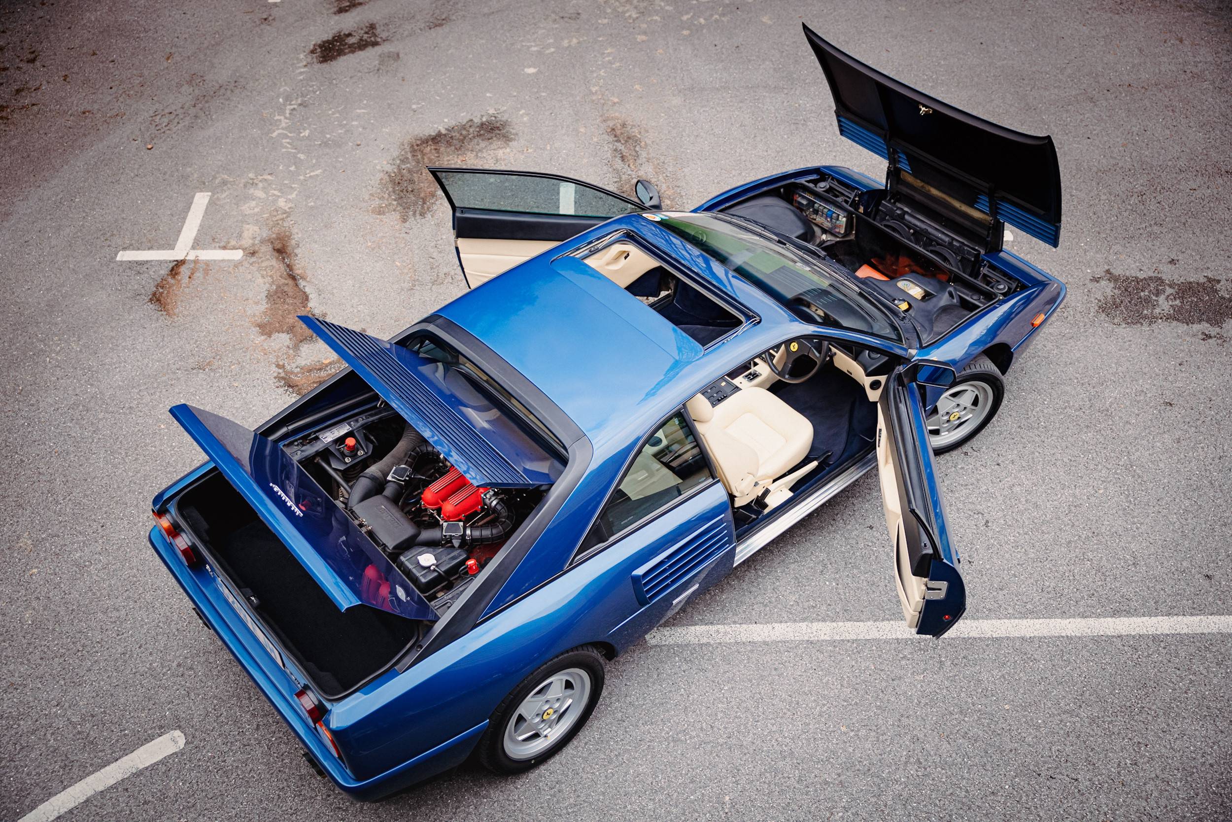 1990 Ferrari Mondial T . For Sale by Auction