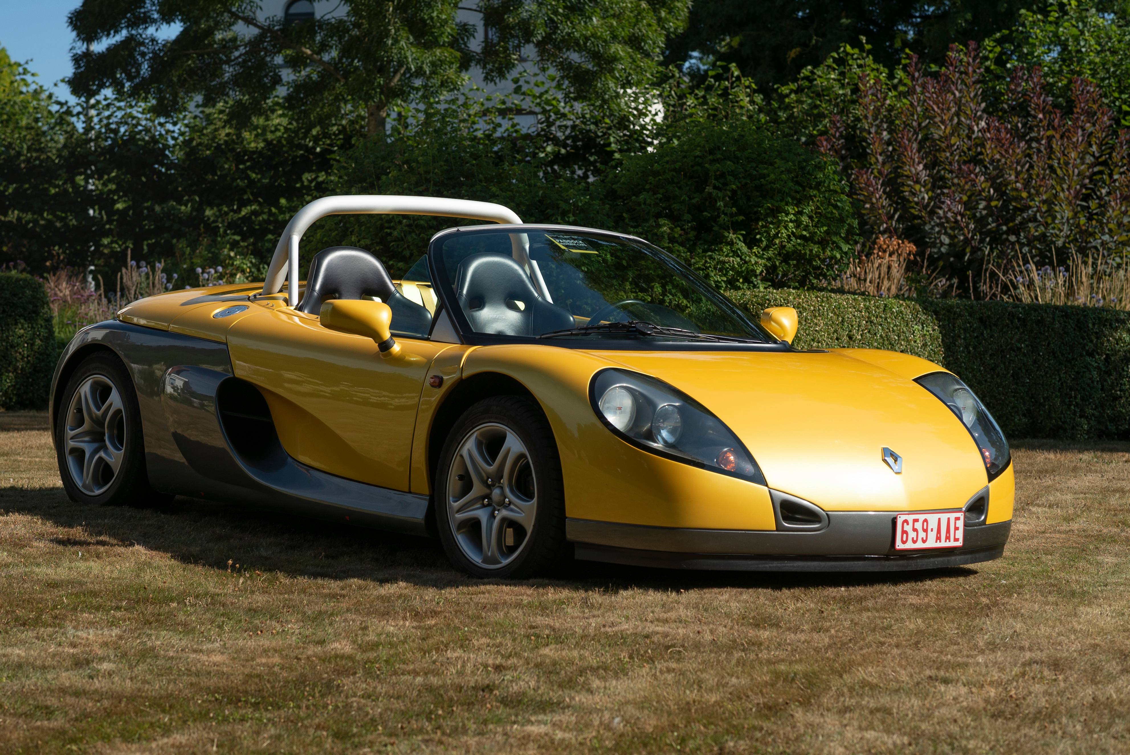 1998 Renault Spider Windshield For Sale by Auction