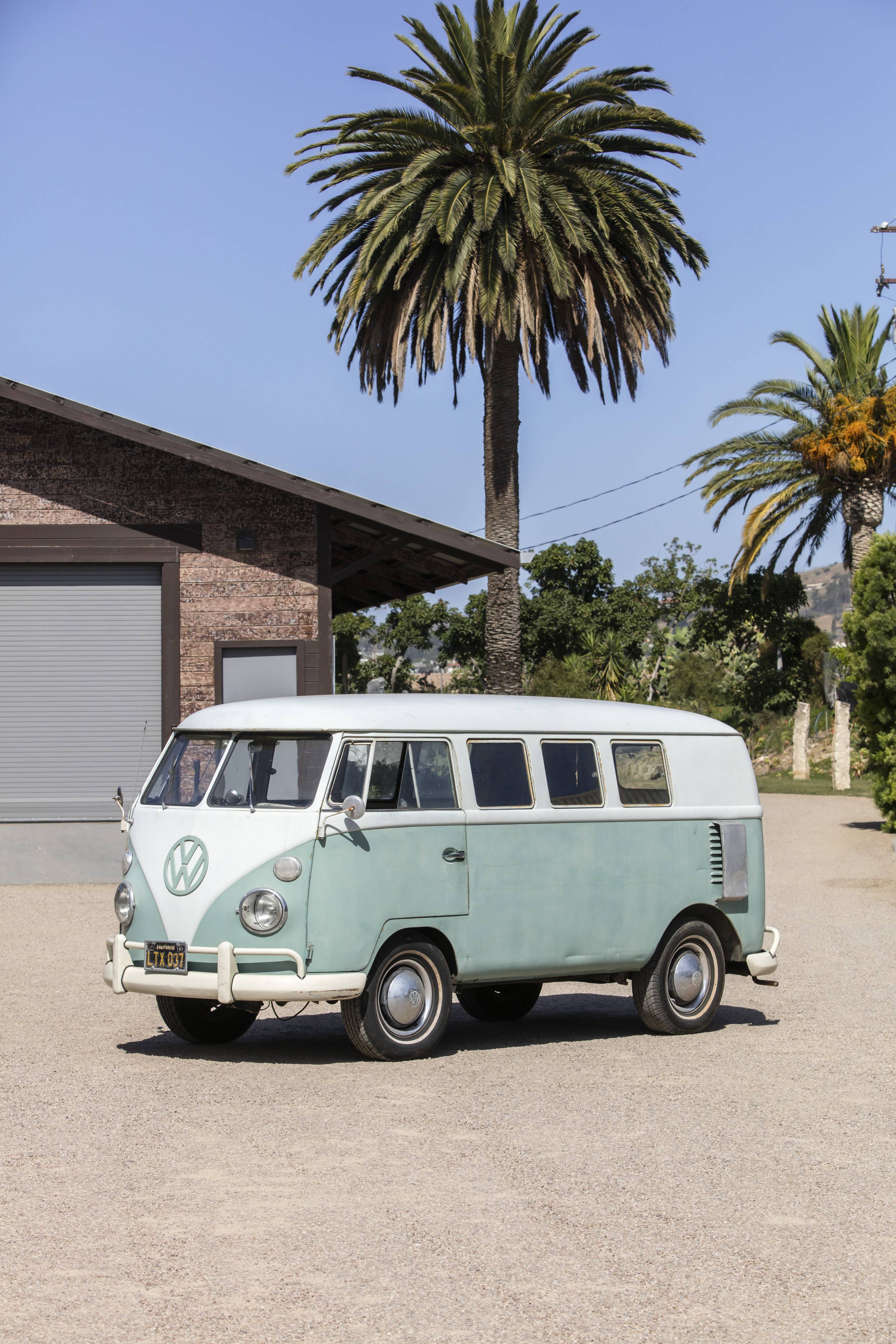自動車 DUB CITY 1962 Volkswagen Bus 1962 VW Type II Bus | Mecum Auctions Indianapolis