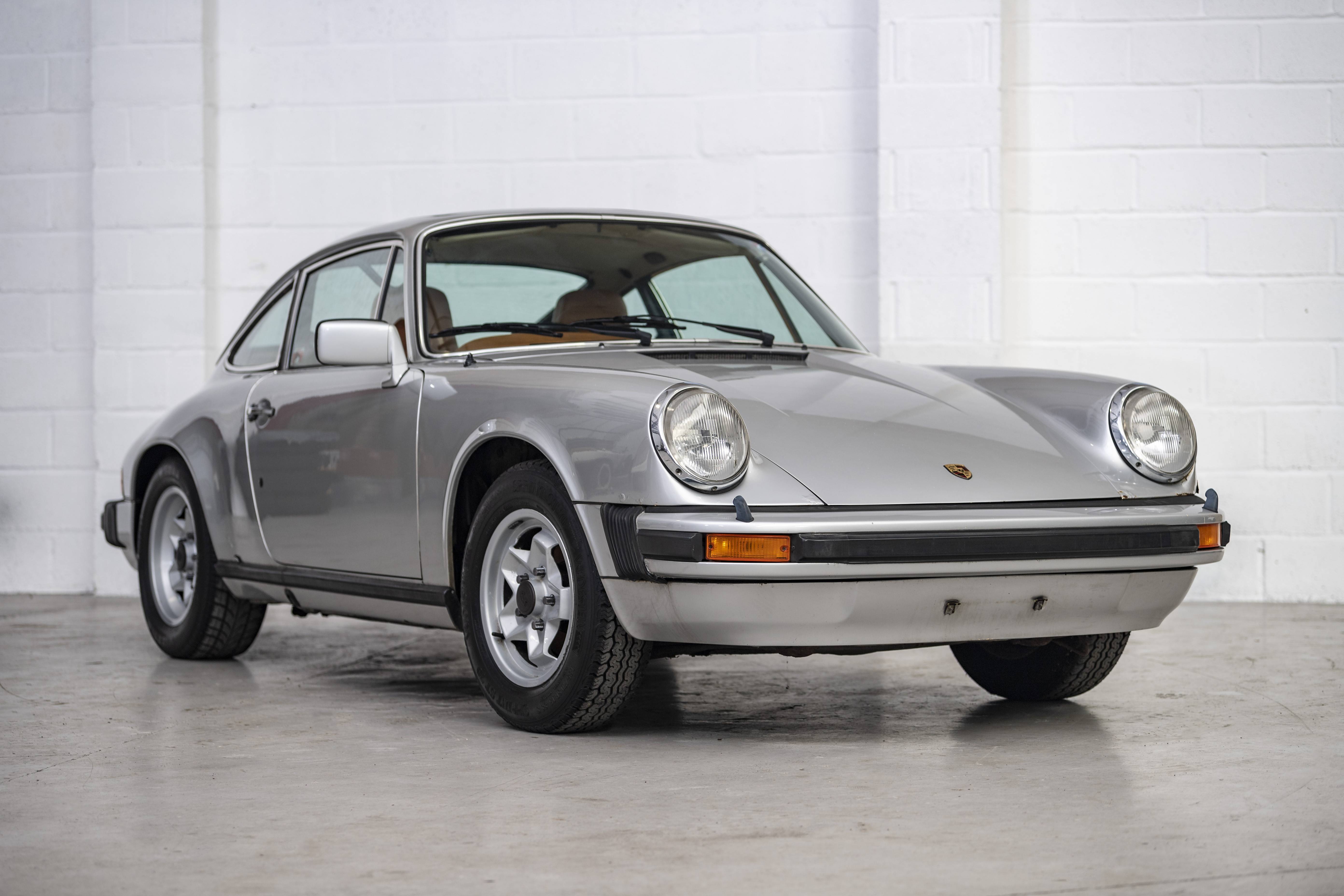 Porsche 911 Coupe 1978-88 ホワイト 限定版1:43 Porsche 911 Coupe 1978-88 ホワイト 限定版1:43 - メルカリ