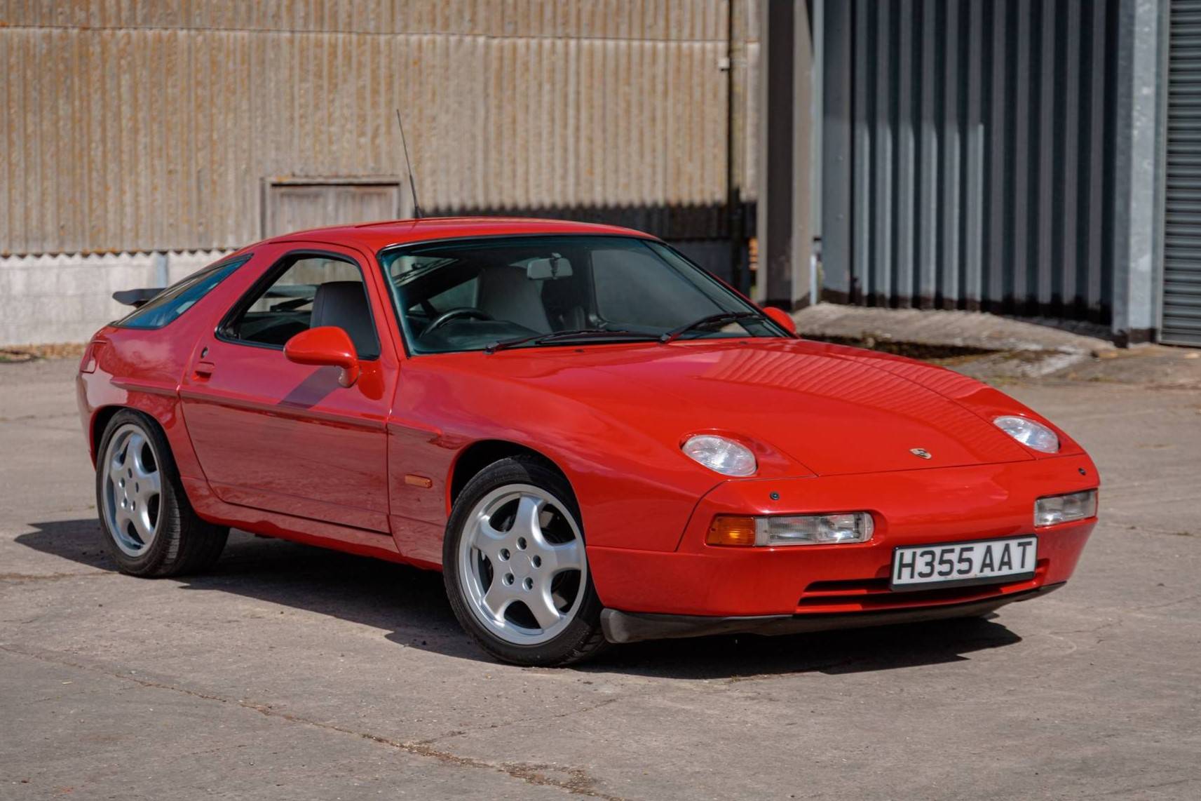ポルシェ 928 S4 赤 1991年式 限定品 ポルシェ 928 S4 赤 1991年式 限定品 - メルカリ