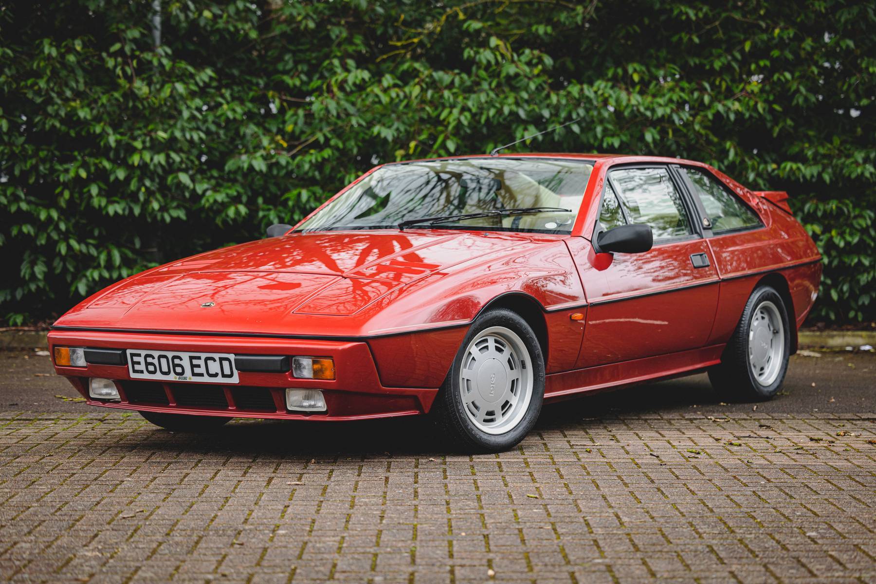 1988 Lotus Excel For Sale by Auction