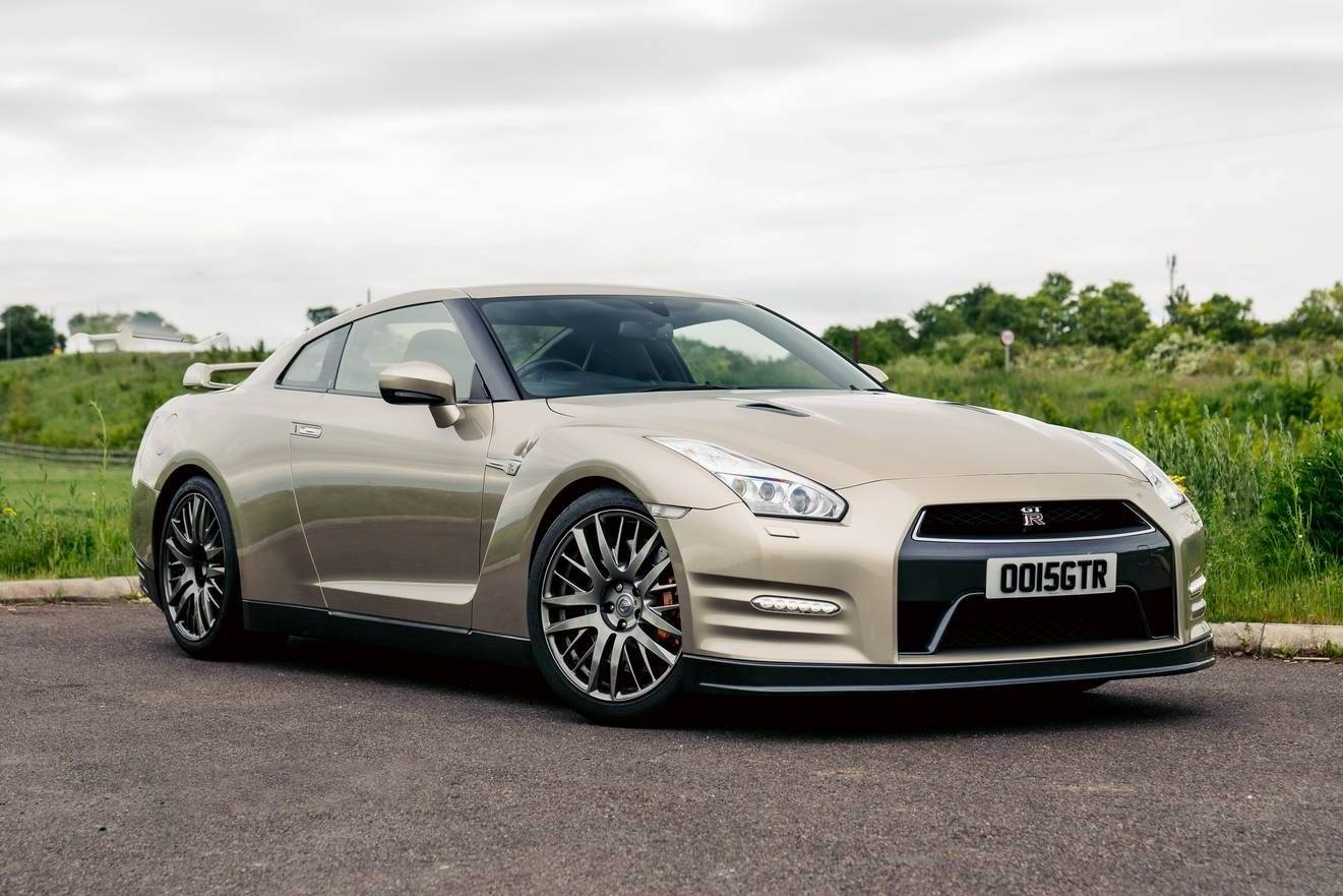 日産 GT-R 45th Anniversary　ゴールドエディション　1/43 1 43 SCALE MODEL NO NISSAN GT R 45TH ANNIVERSARY GOLD 2